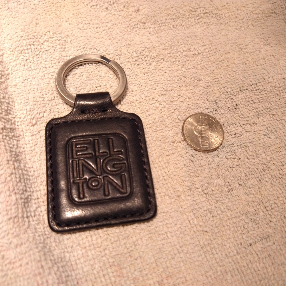 Ellington Black Italian Leather Keychain Bag Purse Charm